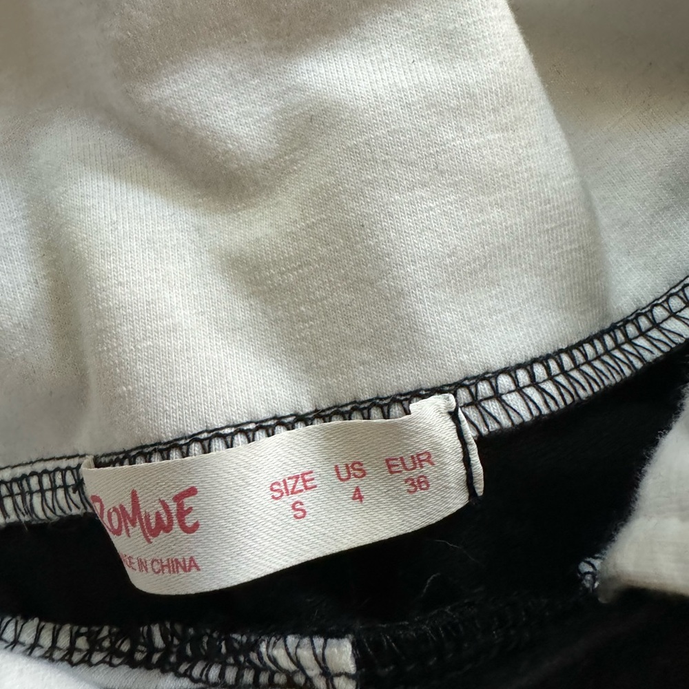 Sun moon star Romwe unique vintage, long sleeve schoolgirl crop top. Siz… - Picture 4 of 4